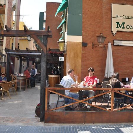 Hostal Montsant Salou Exterior foto