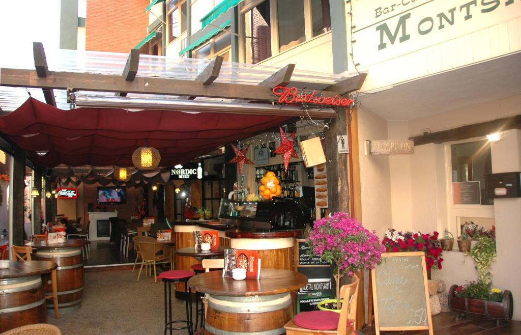 Hostal Montsant Salou Exterior foto