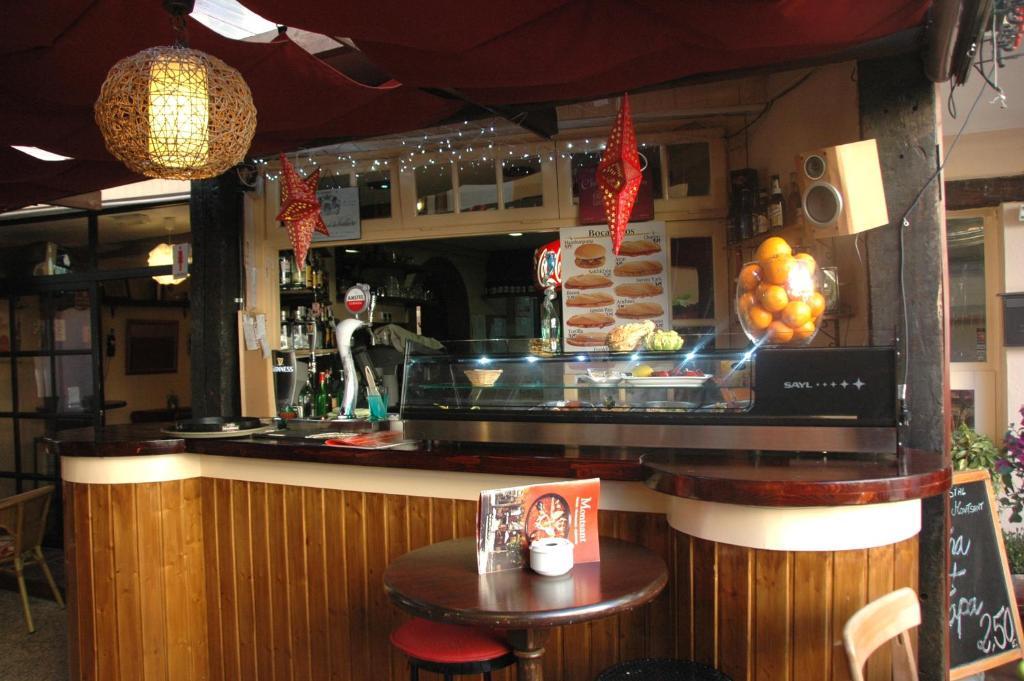 Hostal Montsant Salou Exterior foto